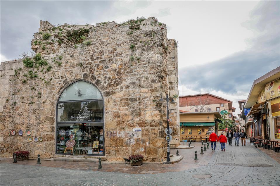 Turizmin başkenti Antalya'nın en eski yerleşim bölgelerinden