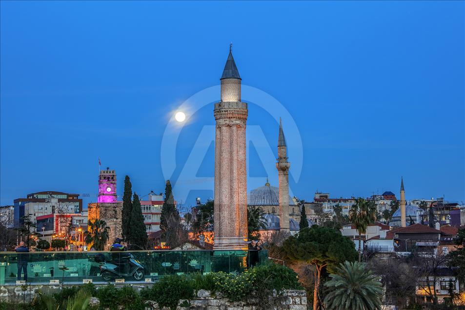 Turizmin başkenti Antalya'nın en eski yerleşim bölgelerinden