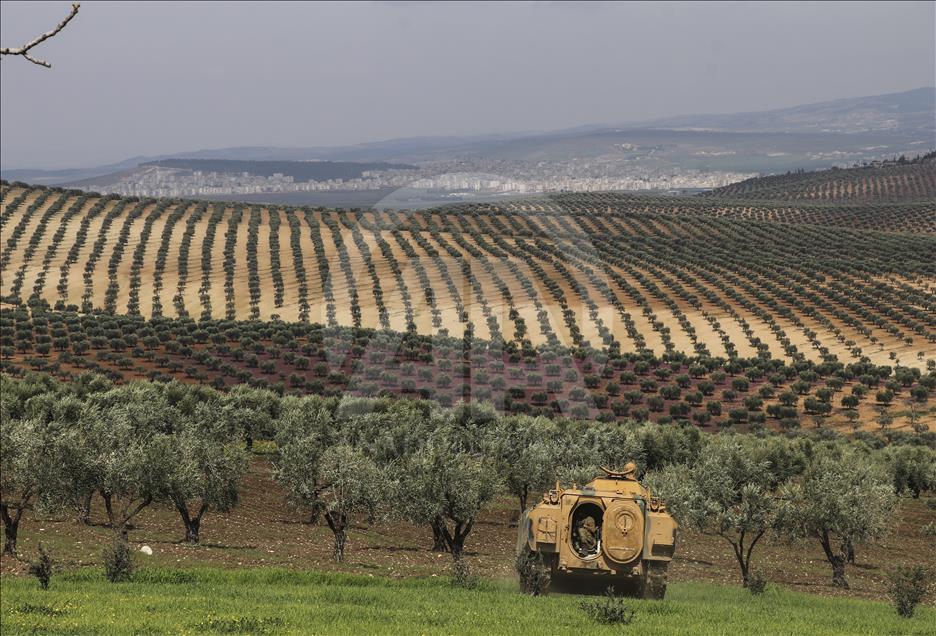 Afrin'de merkezin kuşatılmasına 1,5 kilometre kaldı