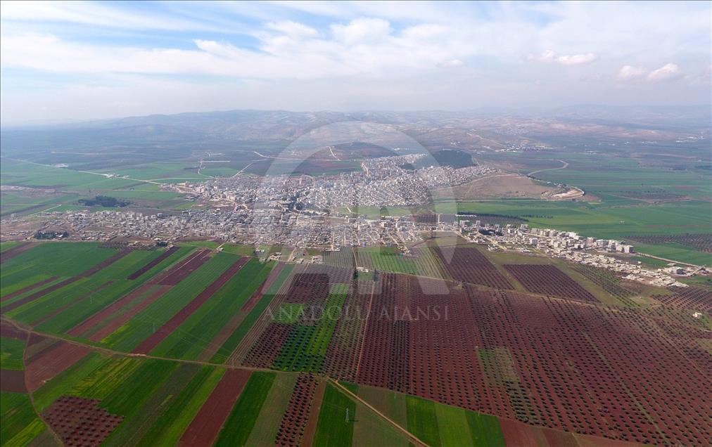 Afrin'de merkezin kuşatılmasına 1,5 km kaldı