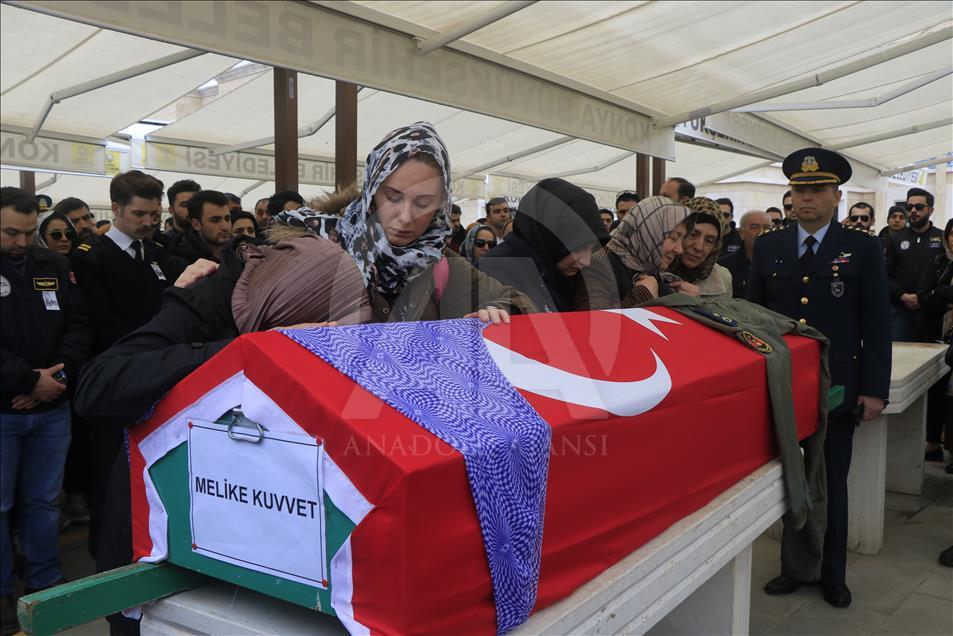 Pilot Melike Kuvvet son yolculuğuna uğurlandı