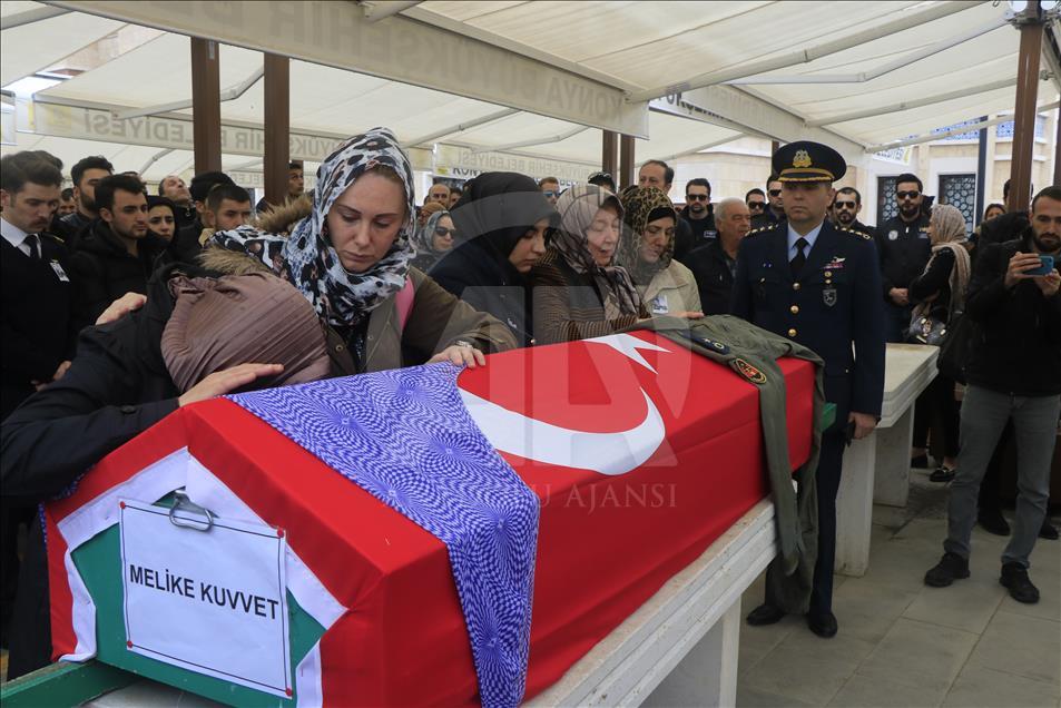 Pilot Melike Kuvvet son yolculuğuna uğurlandı