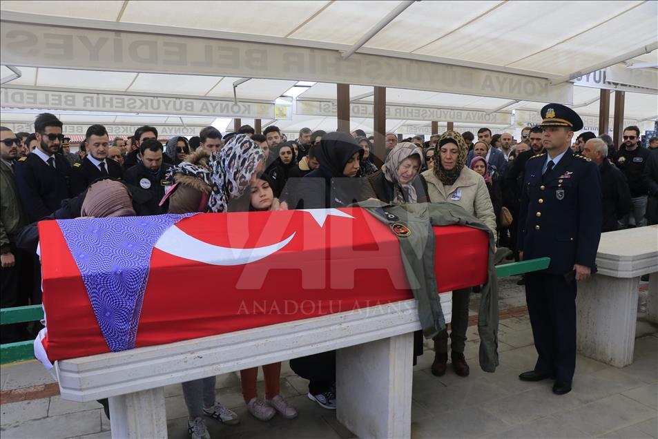 Pilot Melike Kuvvet son yolculuğuna uğurlandı