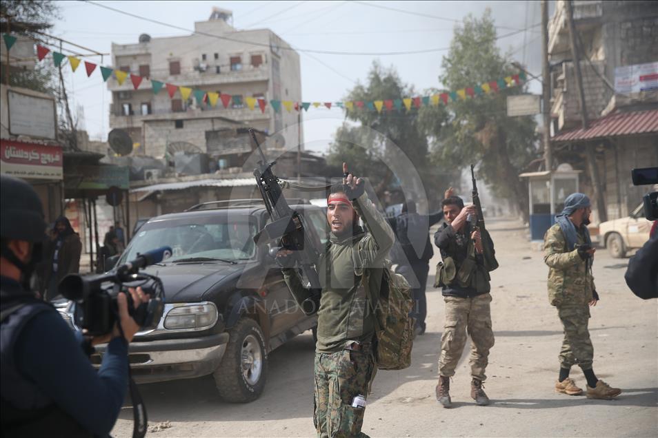 مراسل "الأناضول": الجيش التركي و"السوري الحر" يمشّطان مركز مدينة عفرين