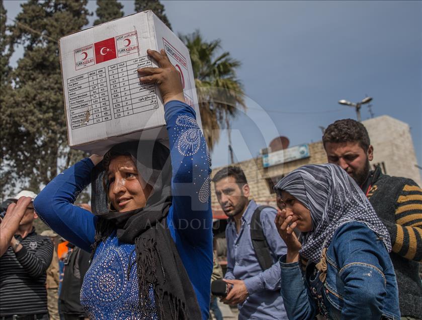 AFAD ve Türk Kızılayından Afrin halkına yardım