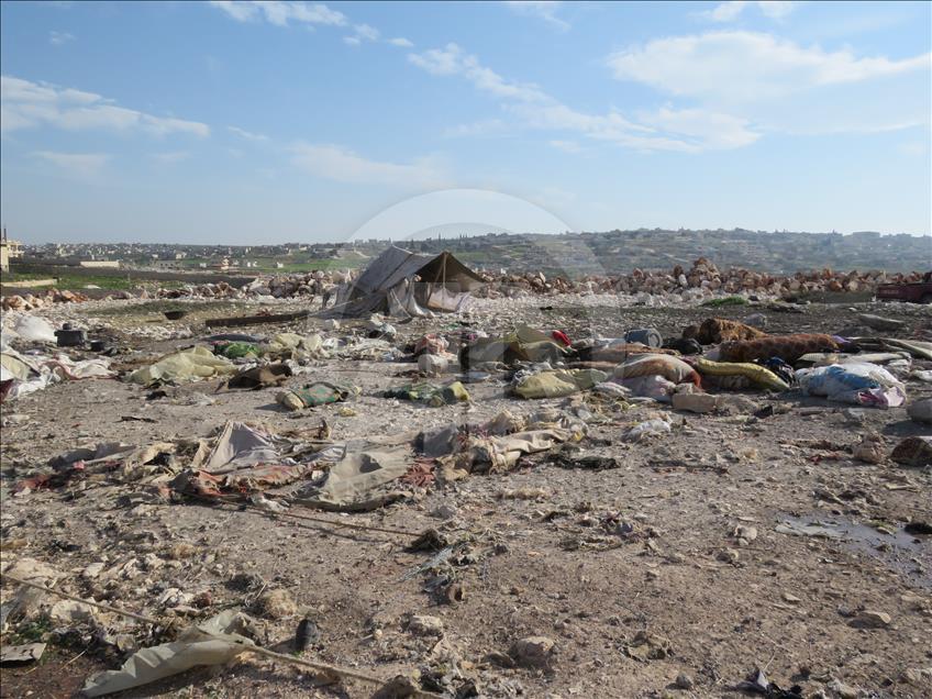 İdlib'deki sığınmacı kampına hava saldırısı: 10 ölü 
