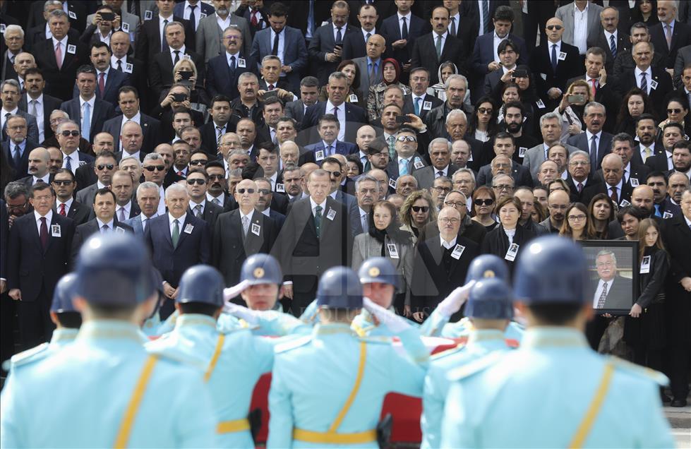 Eski bakanlardan Hasan Celal Güzel'in vefatı