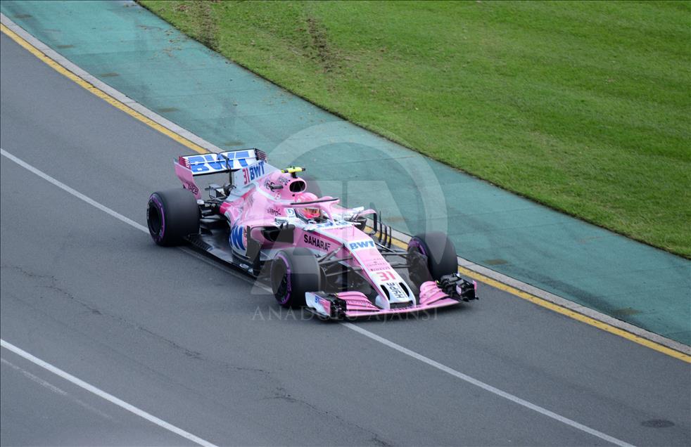 Avustralya'da pole pozisyonu Hamilton'ın