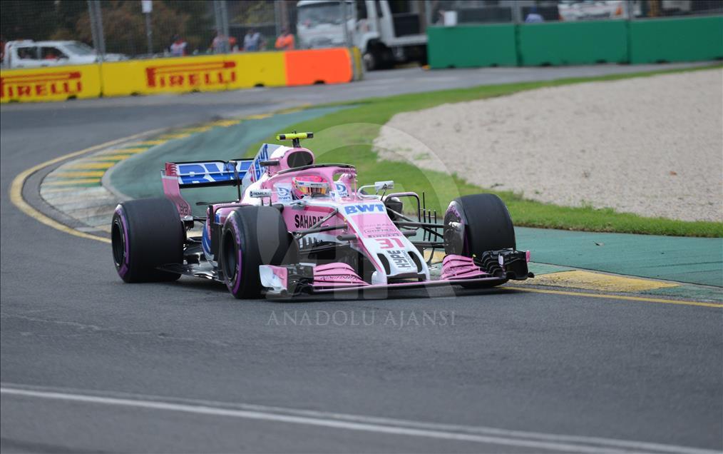 Avustralya'da pole pozisyonu Hamilton'ın