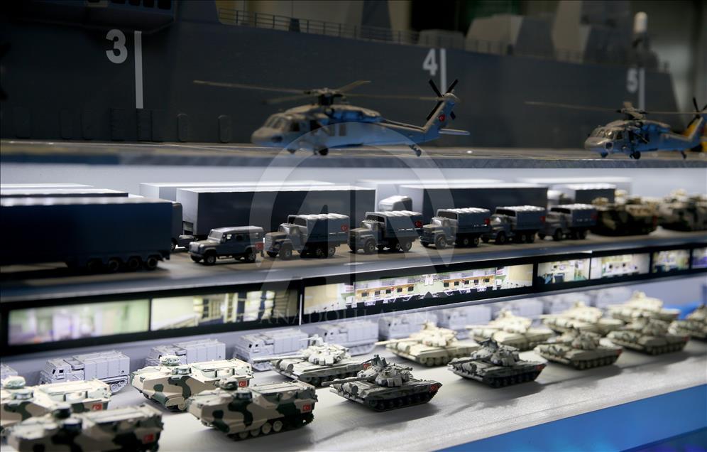 Türkiye'nin ilk milli uçak gemisi "TCG Anadolu" AA tarafından görüntülendi