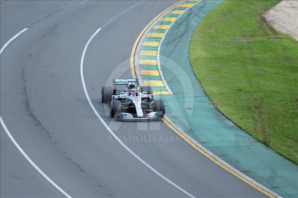 Avustralya'da pole pozisyonu Hamilton'ın