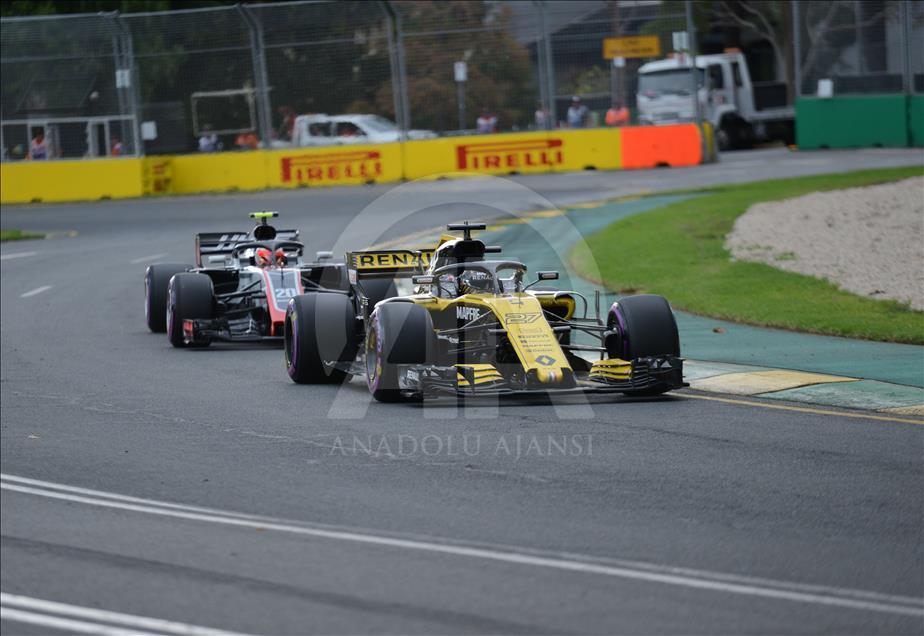 Avustralya'da pole pozisyonu Hamilton'ın
