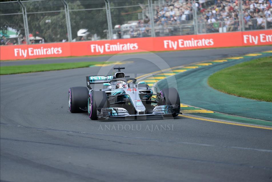 Avustralya'da pole pozisyonu Hamilton'ın