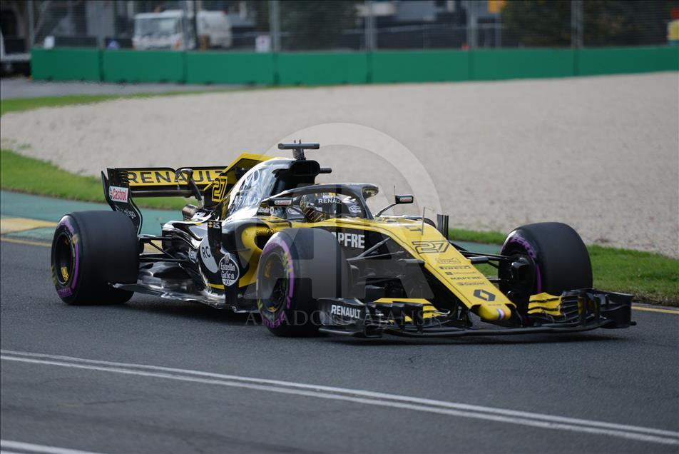 Avustralya'da pole pozisyonu Hamilton'ın