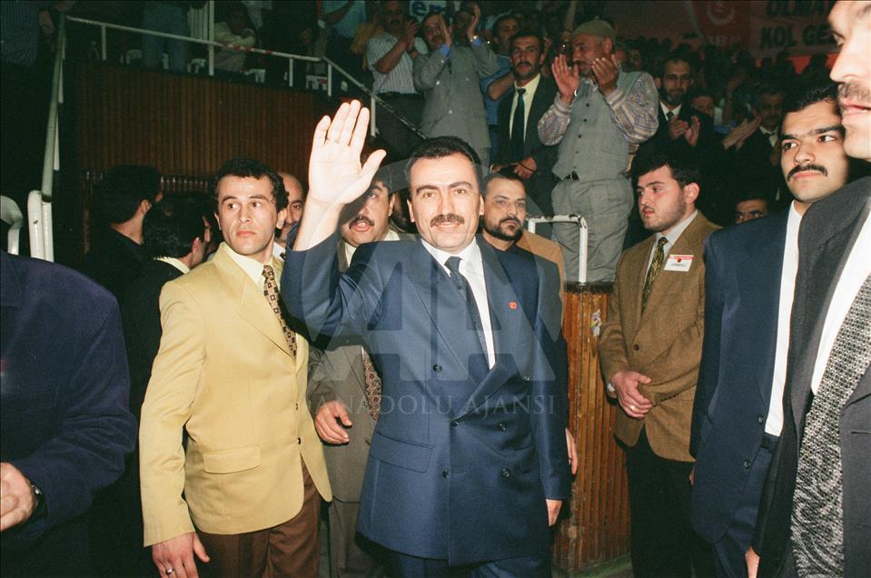 Vatanına ve milletine aşık bir lider: Muhsin Yazıcıoğlu