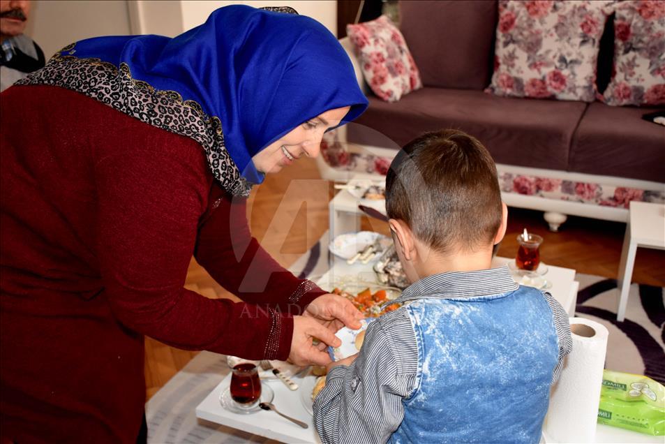Kalabalık aile özlemini "Koruyucu aile" ile gideriyorlar