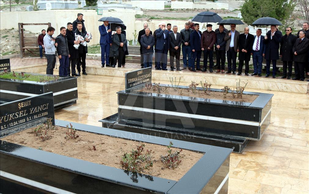Yazıcıoğlu ile helikopterde hayatını kaybedenler anıldı