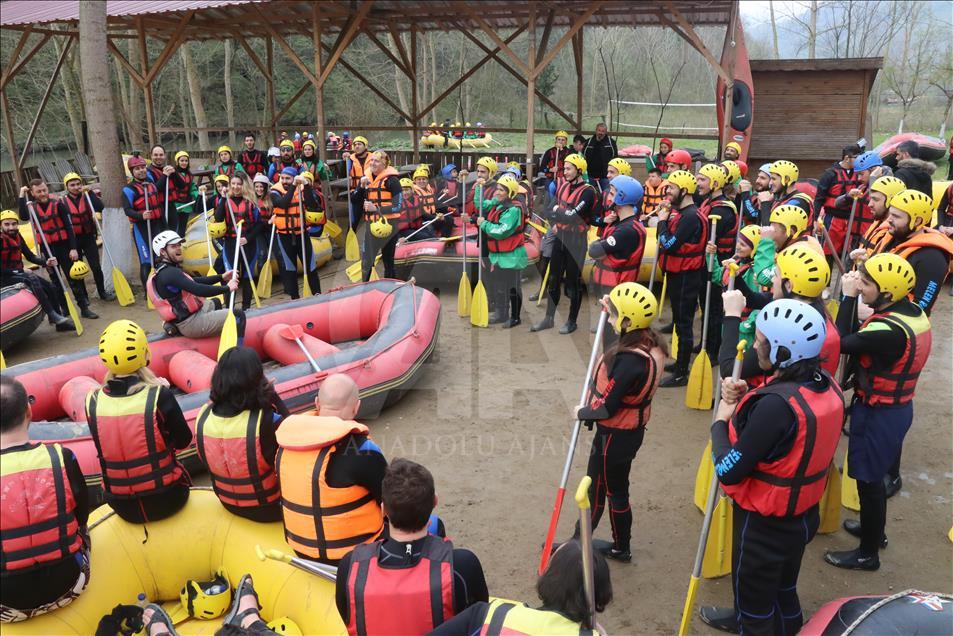 Melen Çayı'nda rafting sezonu açıldı