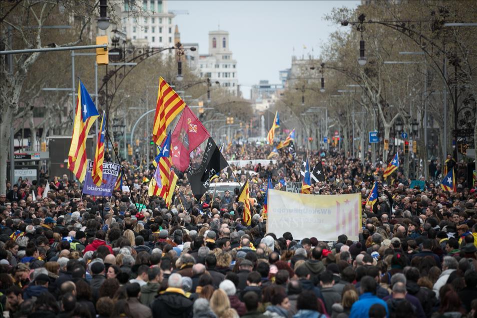 Protestas en contra del encarcelamiento de Carles Puigdemont	  