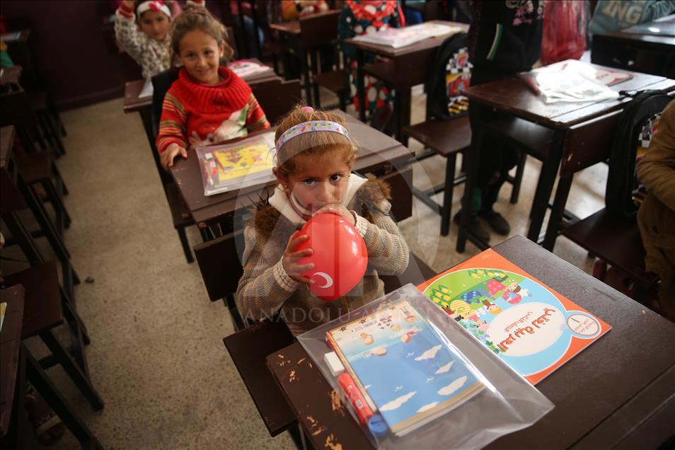 Afrin terörden arındırıldı çocuklar okulla buluştu