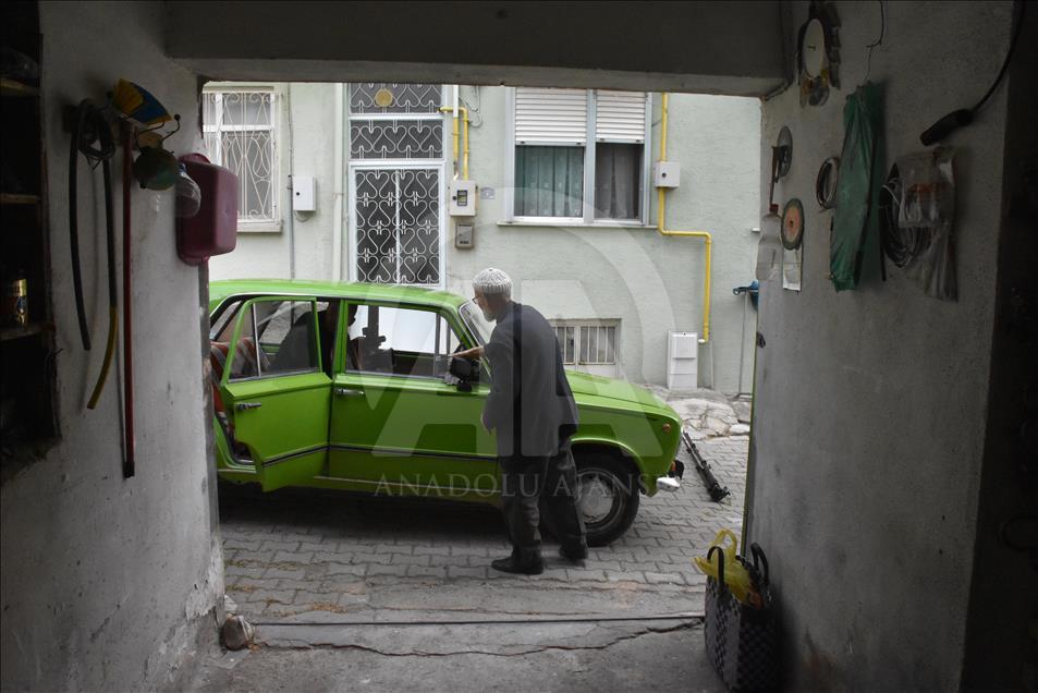 Tabutunun bile "Murat 124" ile taşınmasını vasiyet etti