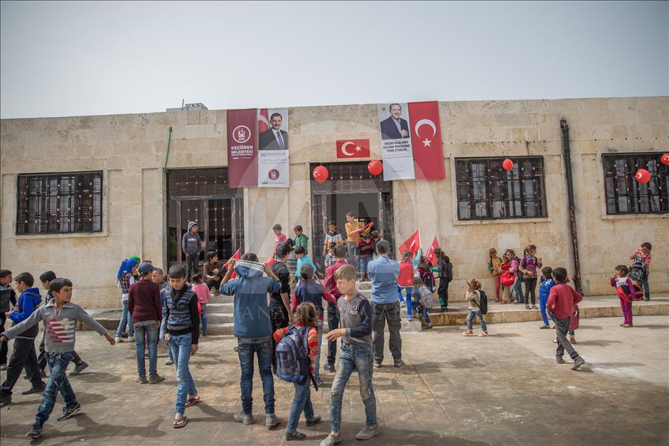 Afrin terörden arındırıldı çocuklar okulla buluştu