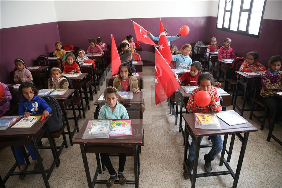 Afrin terörden arındırıldı çocuklar okulla buluştu