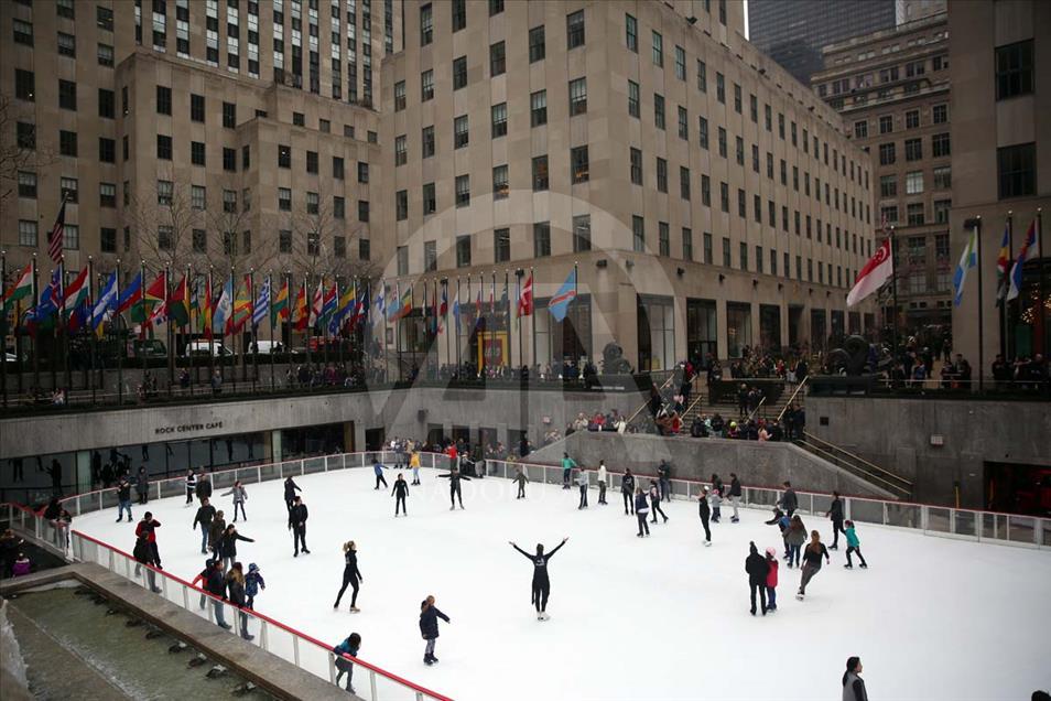 Patinaje sobre hielo en el Rockefeller Center de Nueva York