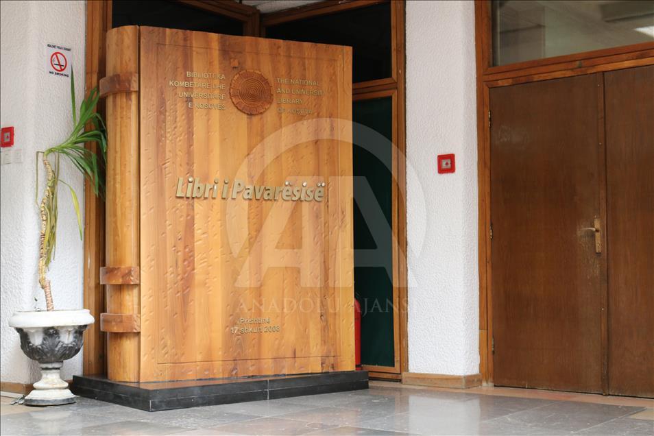 Priştine'nin sembolü: "Kubbeli Kütüphane"