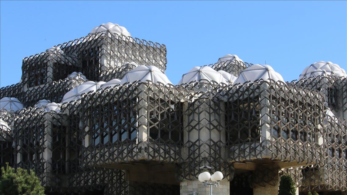 Priştine'nin sembolü: "Kubbeli Kütüphane"