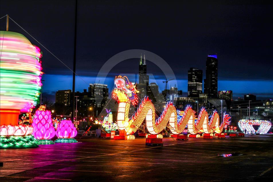 Festival lampu-lampu naga di Chicago, AS