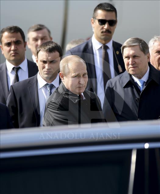 Cumhurbaşkanı Erdoğan, Putin'i resmi törenle karşıladı