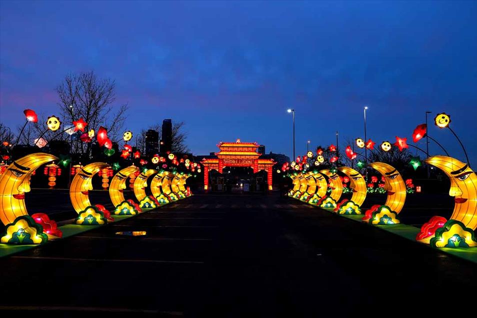 Así se vive el Festival de las Luces del Dragón en Chicago