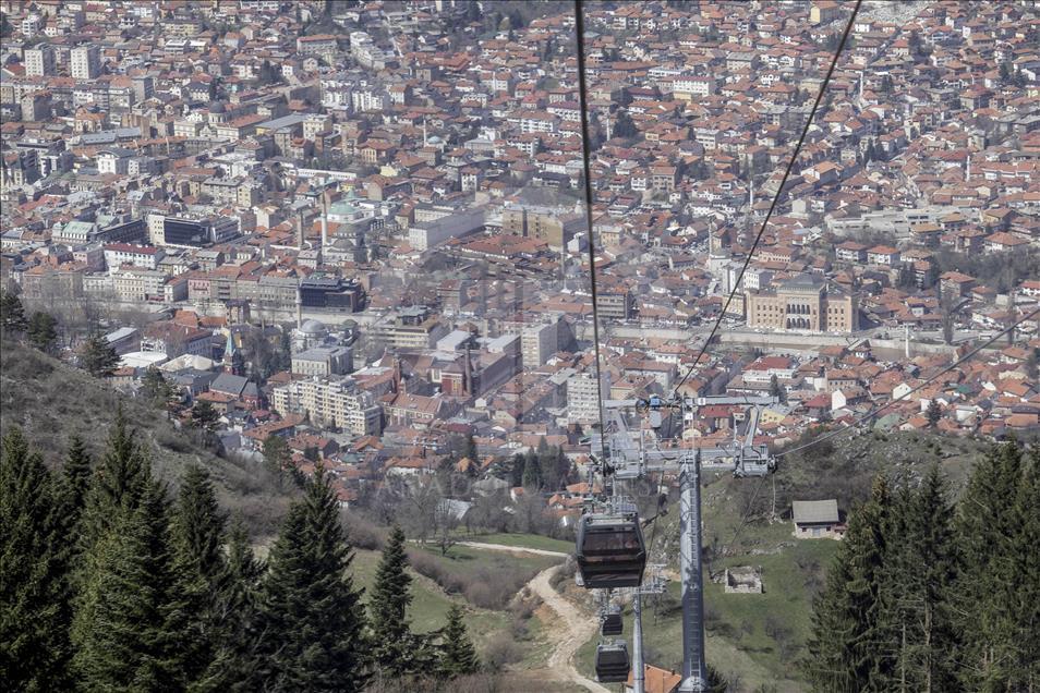 Saraybosna'nın sembollerinden teleferik küllerinden doğdu