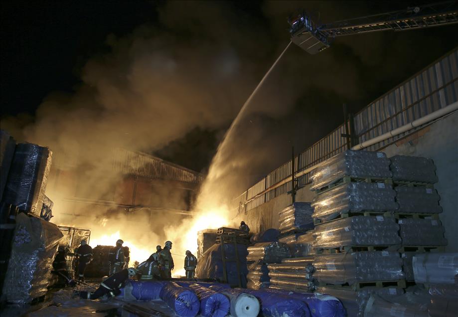 Fire breaks out at factory in Istanbul