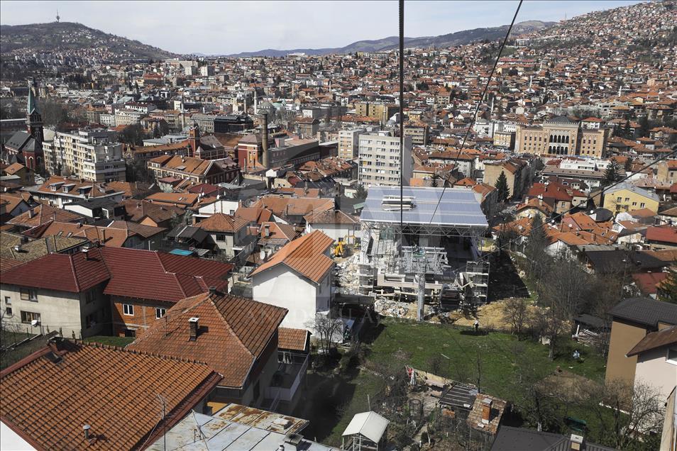 Saraybosna'nın sembollerinden teleferik küllerinden doğdu