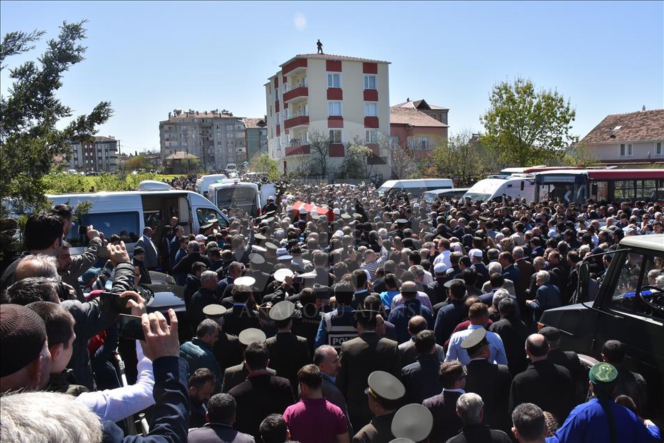 Şehit Pehlivan son yolculuğuna uğurlandı