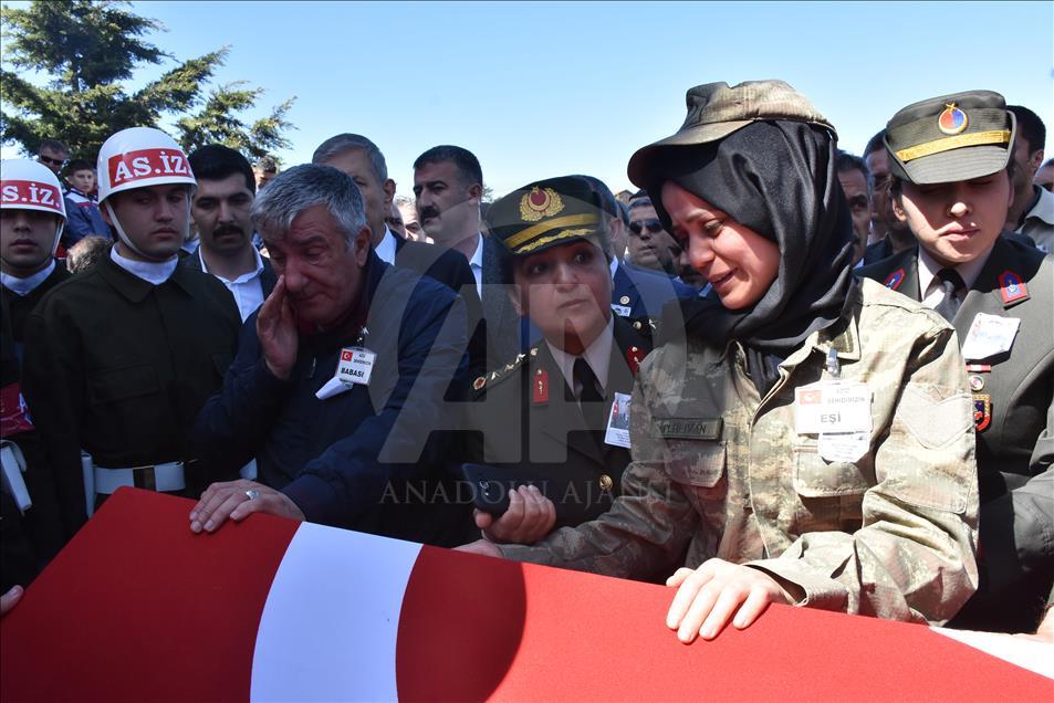 Şehit Pehlivan son yolculuğuna uğurlandı