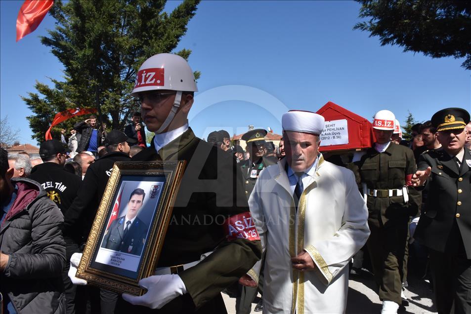Şehit Pehlivan son yolculuğuna uğurlandı