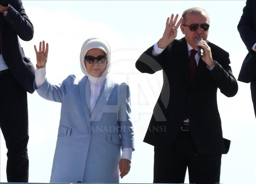 Erdoğan, AK Parti Siirt 6. Olağan Kongresi'nde konuşma yaptı