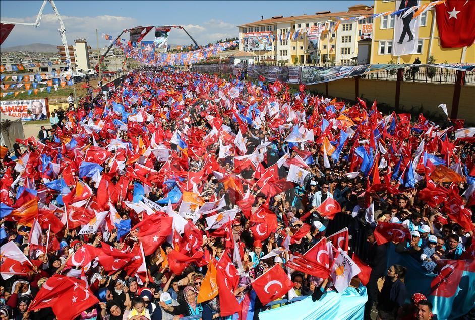 Erdoğan, AK Parti Siirt 6. Olağan Kongresi'nde konuşma yaptı