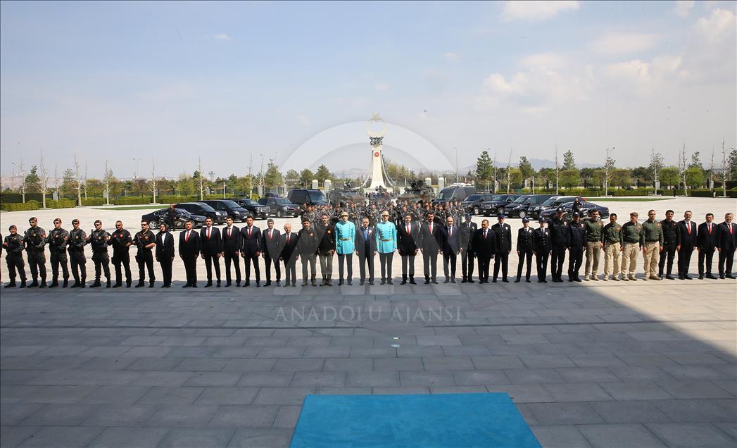 Erdoğan, Soylu ve beraberindeki polis heyetini Külliye'de kabul etti