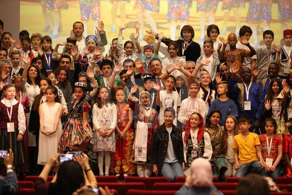 Turquía : empezó el Festival Internacional de los Niños de la TRT