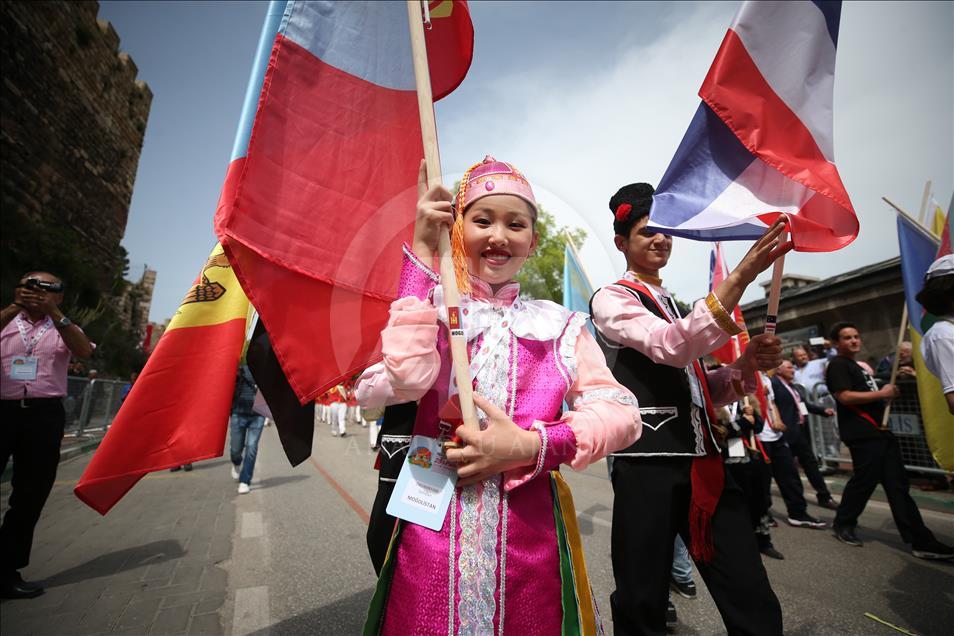 "TRT Uluslararası 23 Nisan Çocuk Şenliği"