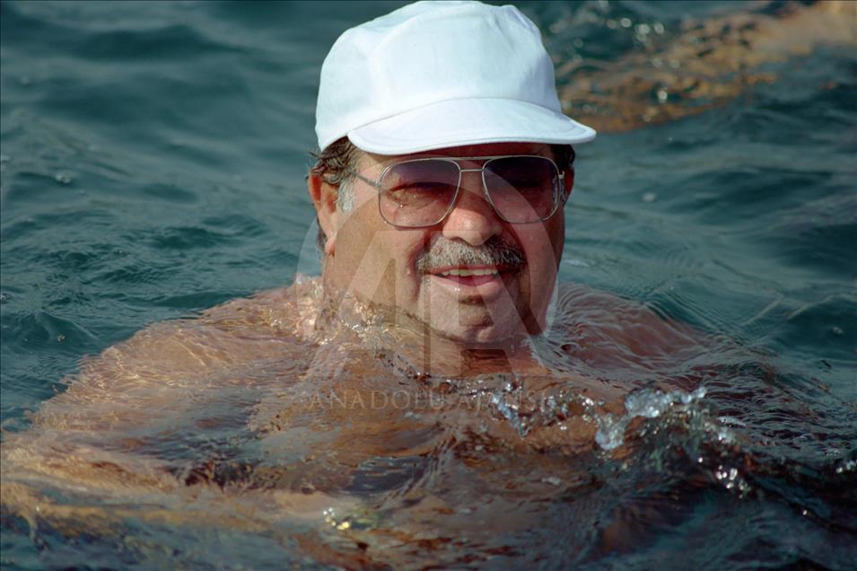 Cumhurbaşkanı Turgut Özal