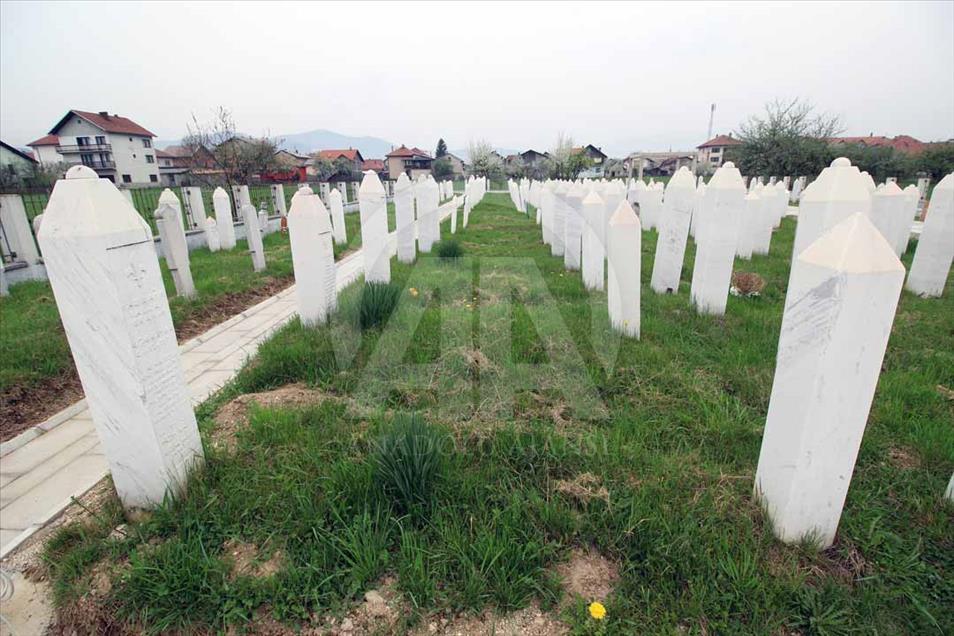 Bosnios conmemoran el aniversario 25 de la masacre de Ahmići