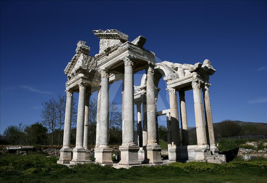 "Afrodit'in kenti" rekor ziyaretçi bekliyor 