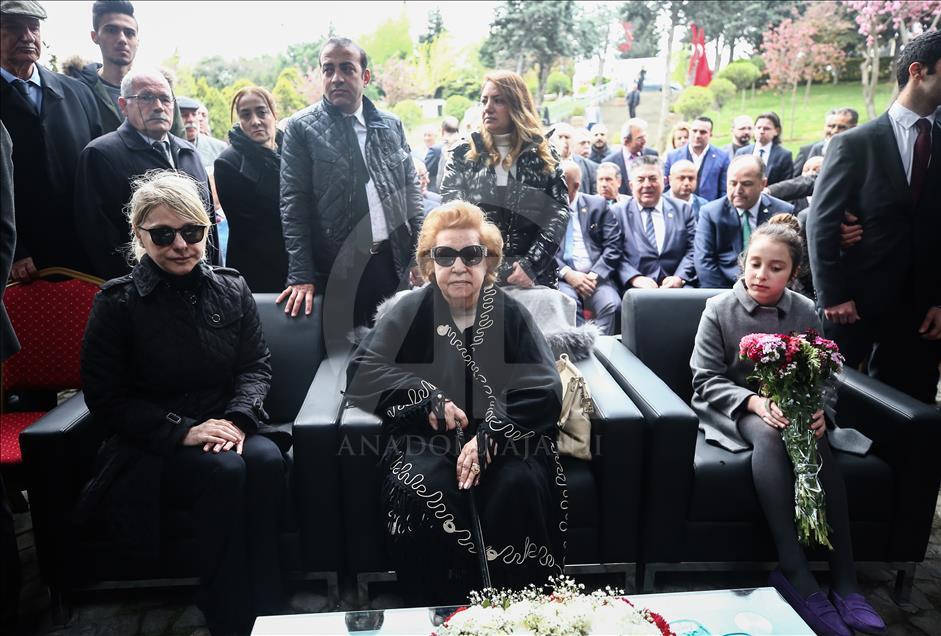 8. Cumhurbaşkanı Özal'ın vefatının 25. yılı