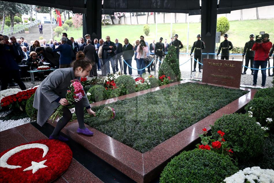 8. Cumhurbaşkanı Özal'ın vefatının 25. yılı