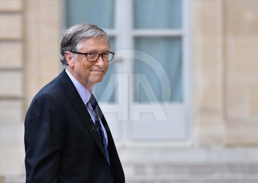 Bill Gates se reúne con el presidente francés Emmanuel Macron